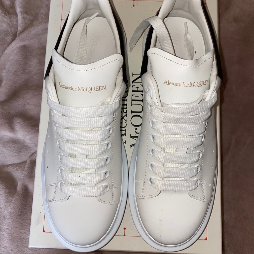 **Never Worn** Alexander McQueen Sneakers